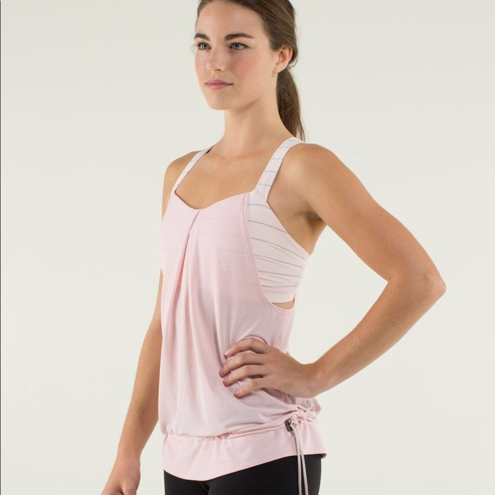 Lululemon Rest Less teal tank in size 6 in EUC!